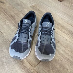 On running cloud women’s shoes